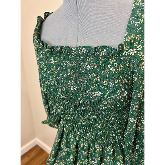 Max Studio Floral Shirt size Small - Picture 2 of 7